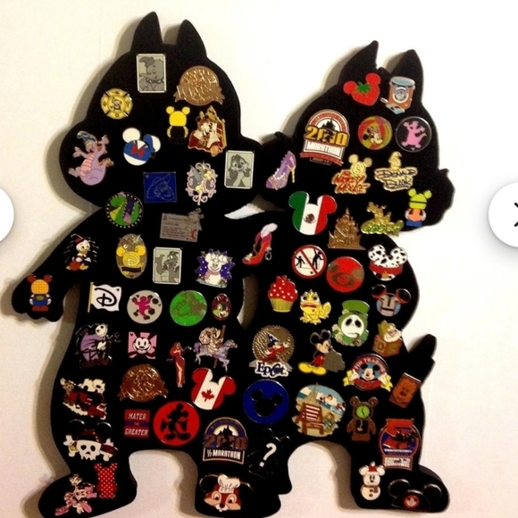 "DISNEY PINS" Your favorites & Grails are here !! Join my live !! - Picture 12 of 16
